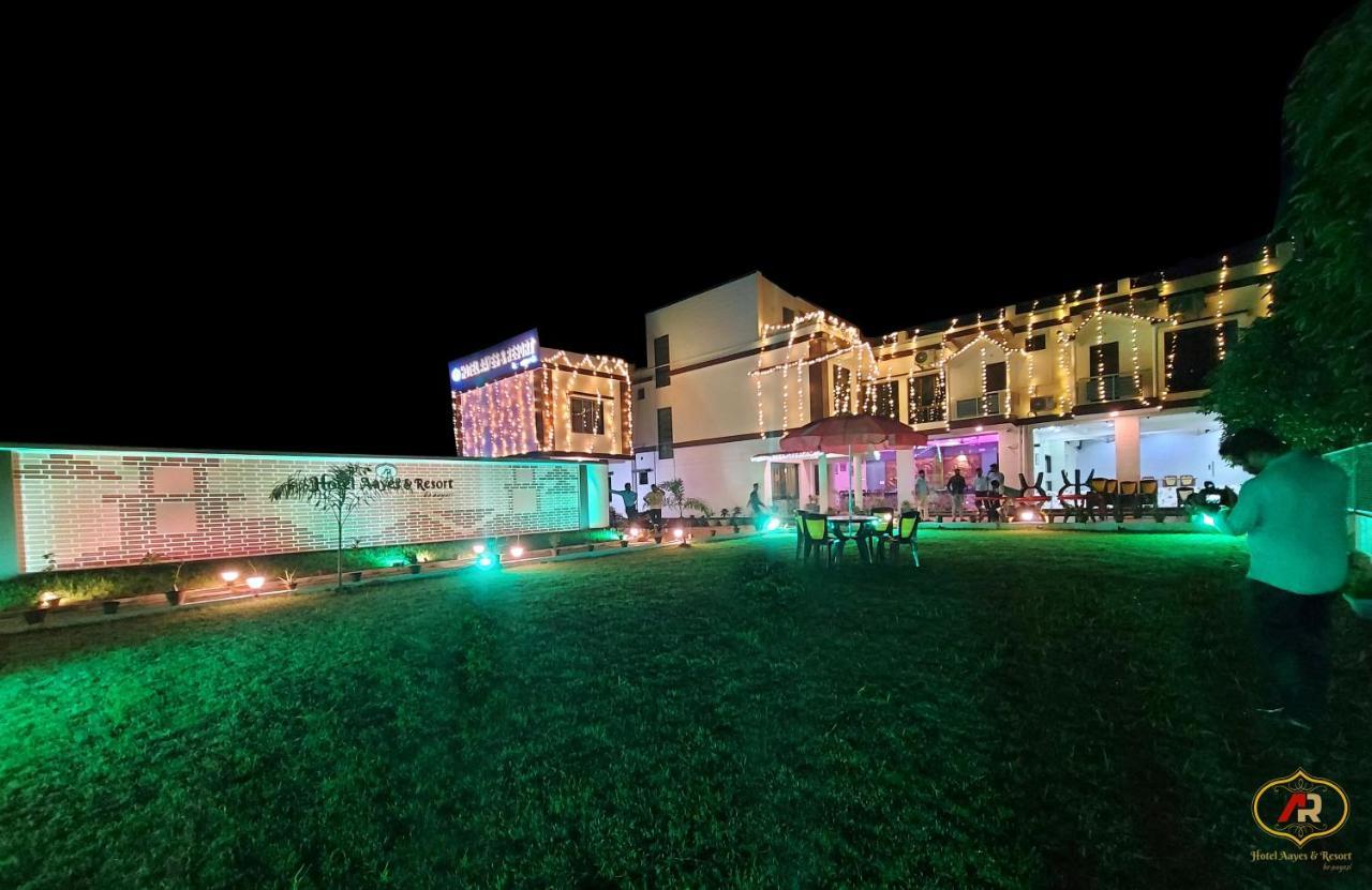 Hotel Aayes And Resort Shānti Niketan Dış mekan fotoğraf